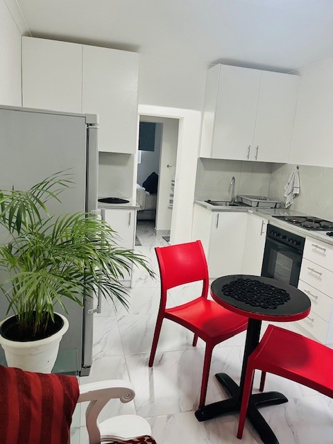 To Let 1 Bedroom Property for Rent in Table View Western Cape